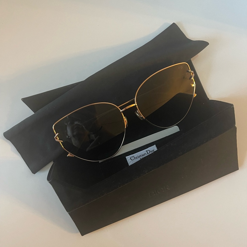 Brand new 100% Authentic gold Dior sunglasses, comes with cloth and case.